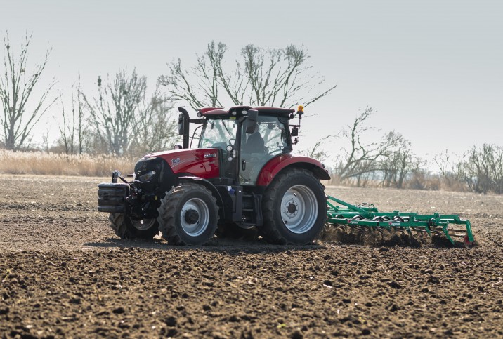 Case IH Maxxum seeria 116-145 hj